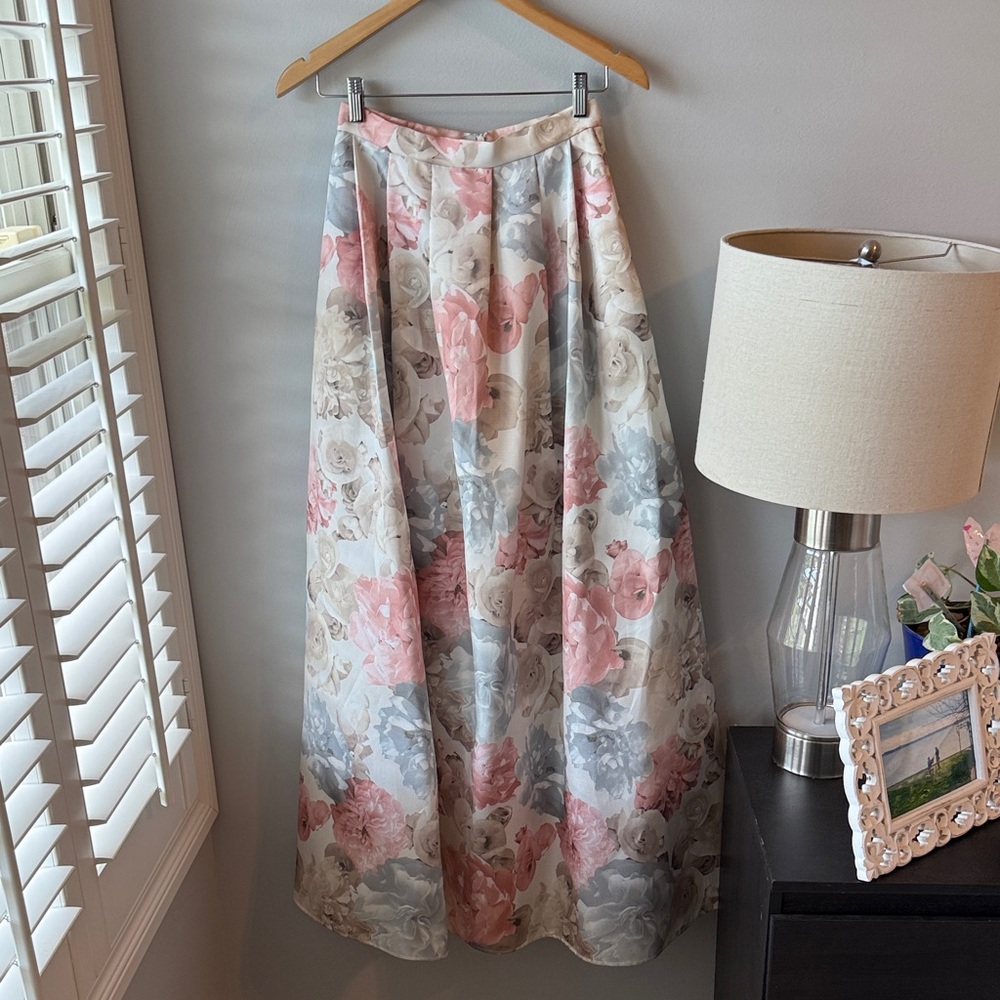 Morgan & Co Floral Maxi Formal‎ Skirt